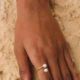White Pearl Kula Bracelet in Yellow Gold Vermeil